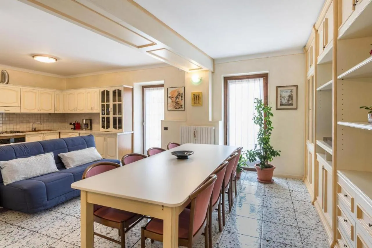 Casa Vacanze Baccolo Polpenazze del Garda Bed & Breakfast