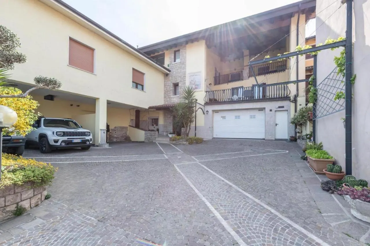 Bed & Breakfast Casa Vacanze Baccolo Polpenazze del Garda