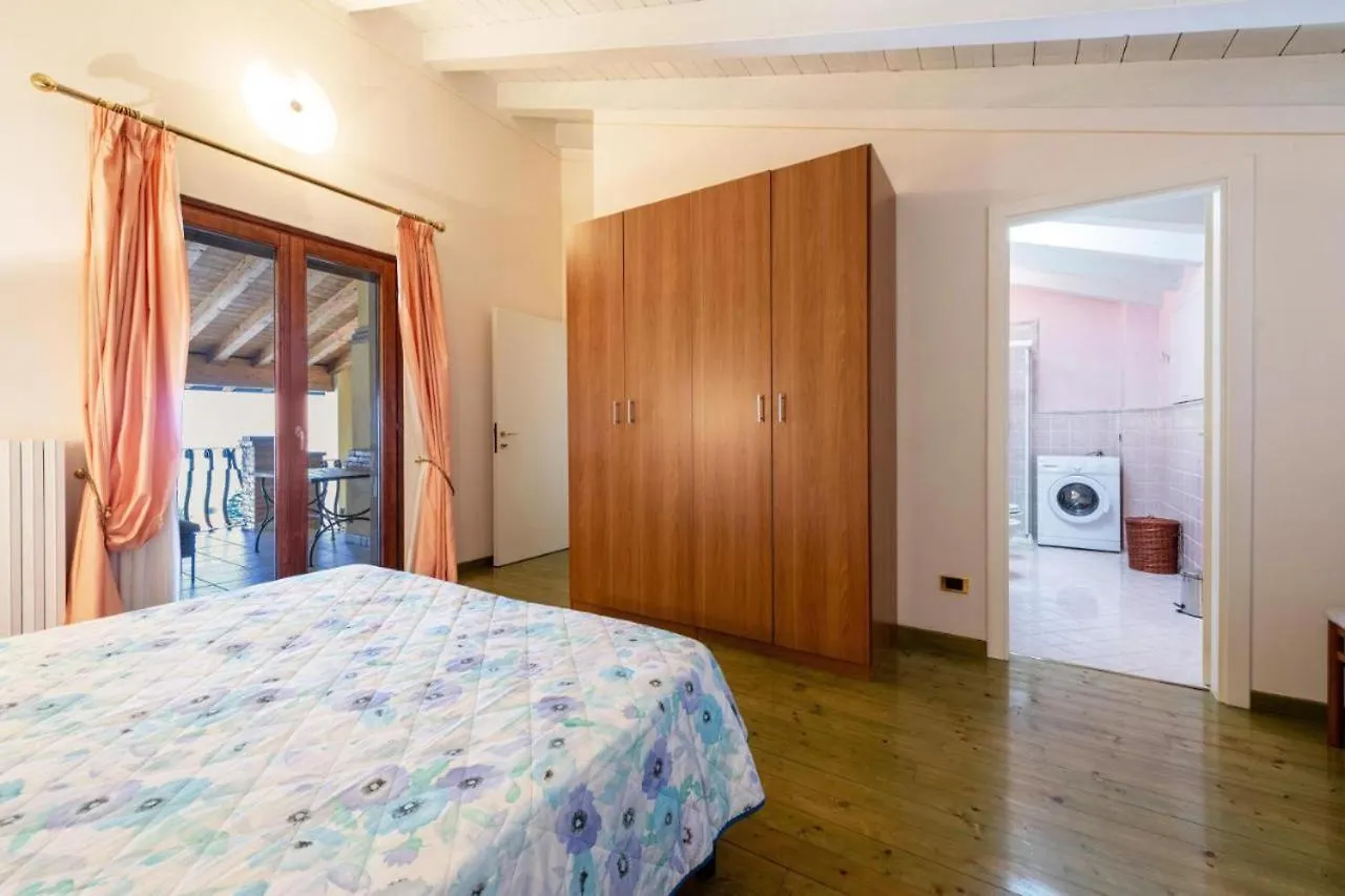 Casa Vacanze Baccolo Polpenazze del Garda Bed & Breakfast