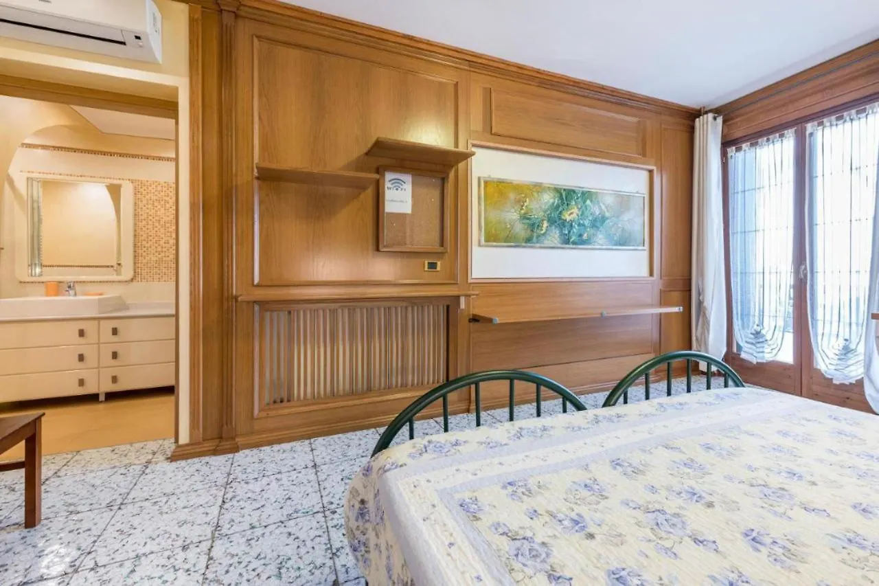 פולפנצה דל גארדה Casa Vacanze Baccolo לינה וארוחת בוקר